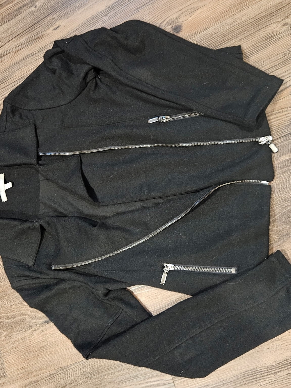 LemonTart size small womens stylish black jacket with silver zips